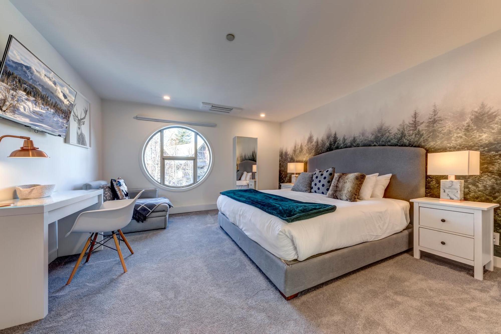 The Lookout Penthouse // A Luxe Suite In Whistler Exteriör bild