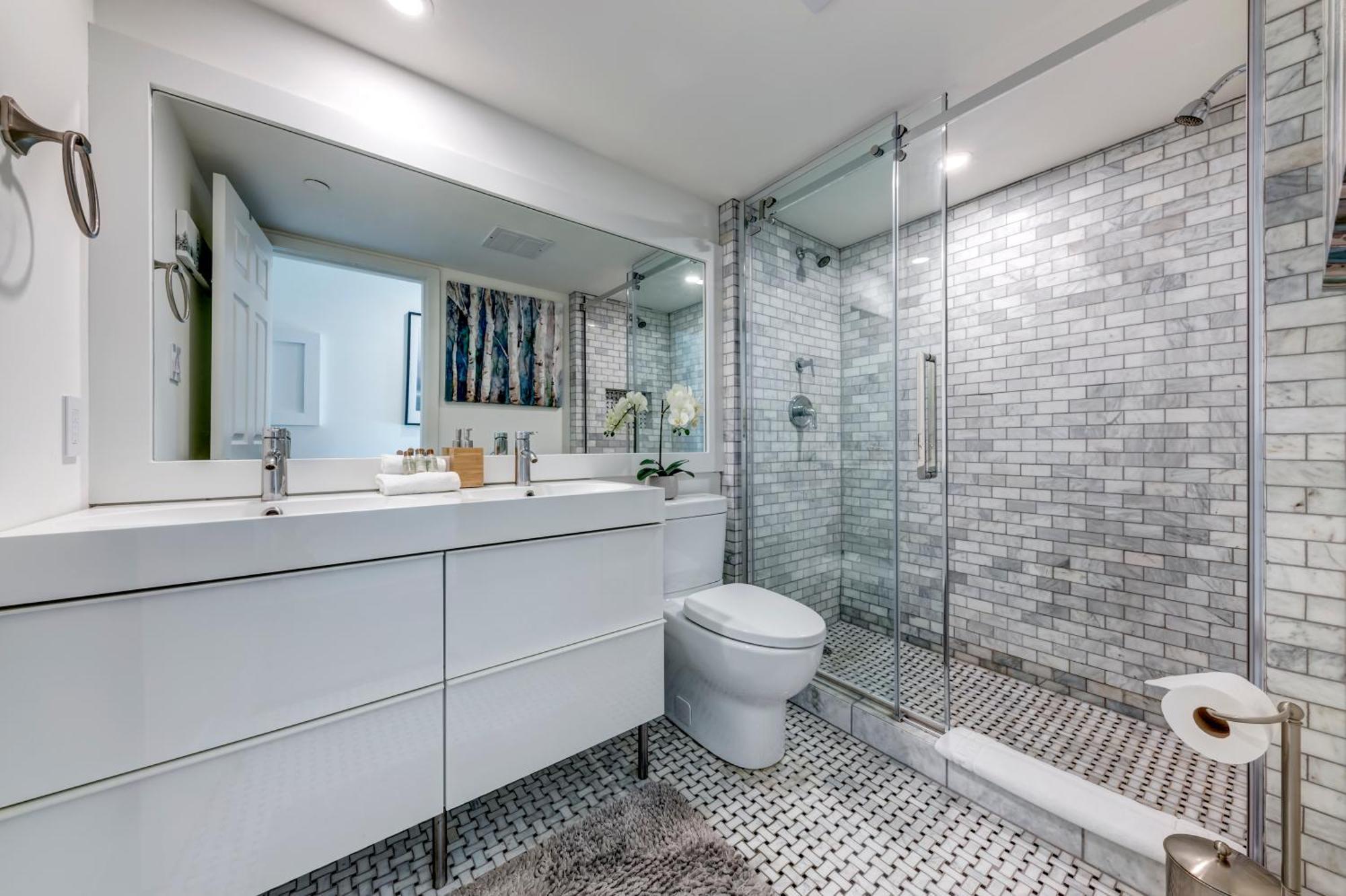 The Lookout Penthouse // A Luxe Suite In Whistler Exteriör bild